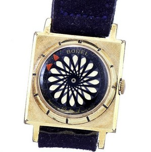 watch with moving dial