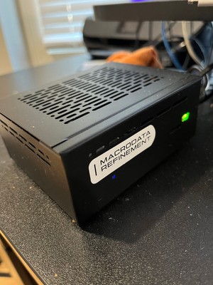 Raspberry Pi 5b 8gb with Samsung 1TB SSD and metal case assembled
