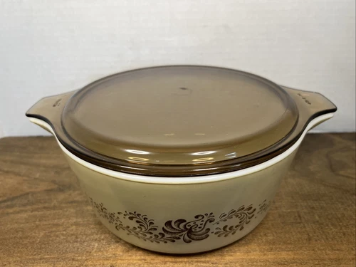 Vintage Pyrex Bowl w/Lid Brown Homestead Pattern 475B 2.5 Liter Estate Sale READ