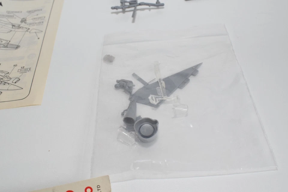 B85 1:72 REVELL H-131 H131 SAAB J-35 DRAGON DRAGON AIRPLANE PLANE MIB - Immagine 4 di 4