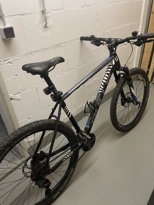 Bulls Copperhead 3 Mountainbike 27,5 Zoll - Größe 51 cm. Schwarz/weiß Zebra