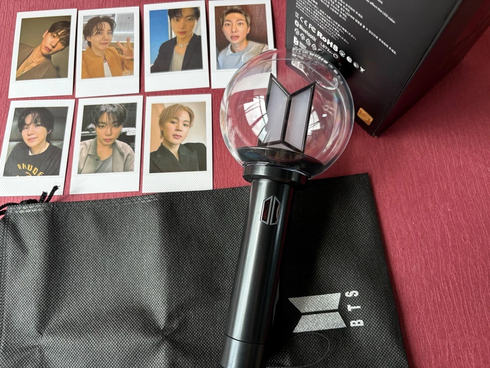 Light Stick ufficiale BTS Bomba Army Ver.4 - Sigillato, nuovo, edizione limitata - Immagine 2 di 4