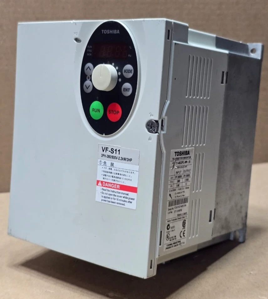 Toshiba 東芝　インバータ　VFS11-2015PM-AN (R5) Toshiba Vfs11 In Variable Frequency Drives for sale | eBay