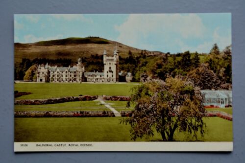 R&L Postcard: Scotland, Balmoral Castle Royal Deeside, Harvey Barton - Foto 1 di 2