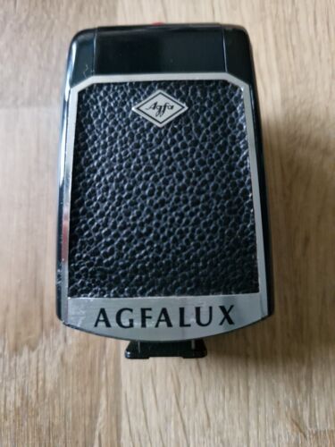 AGFALUX-K M TYP 6880-Blitzgerät,Aufsteckblitz,Blitz-Analogkamera,Mittenkontakt. - Bild 1 von 7
