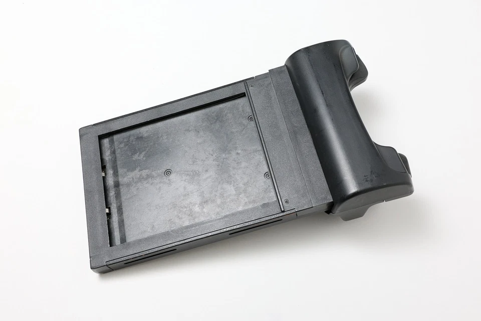 Polaroid 545i Instant Film Back for 4x5 Large Format Cameras - Image 3 of 3