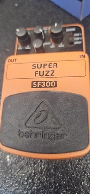 BEHRINGER SF300 (P28019754)