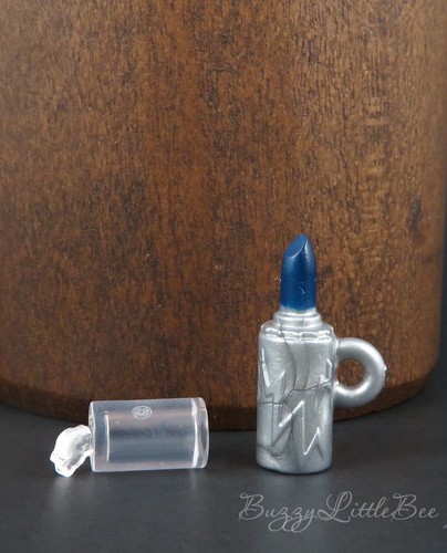 Monster High Doll G3 Frankie Stein Scary Sweet Birthday Blue Lipstick Accessory