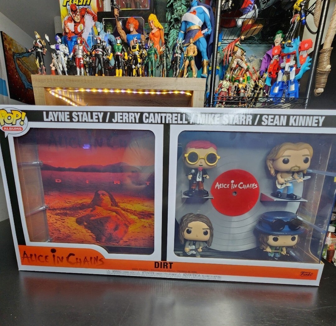 Funko Pop! Alice in Chains Dirt Deluxe Album Figure with Funko Pop! Alice in Chains Dirt Deluxe Album Figure with
