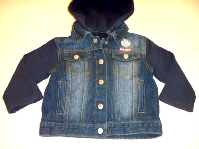 INSCENE tolle Jeansjacke wattiert Gr. 86 mit  abnehmbarer Kapuze - TOP -