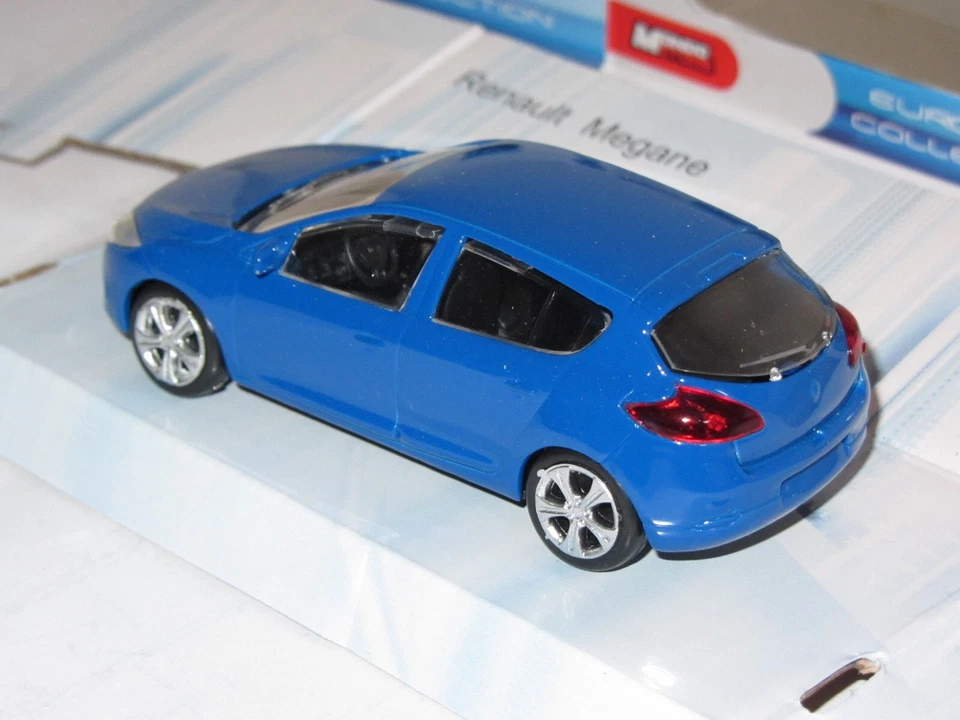 RENAULT Mégane 5 porte berline - blue - MONDO MOTORS - Immagine 3 di 4