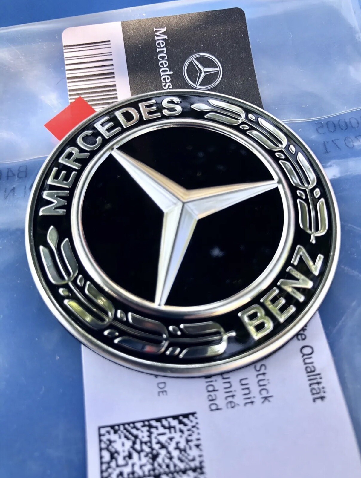 Logo Mercedes Volé ou Usé ? Remplacez-le par le Badge Capot 57mm Noir W176 X156 W21