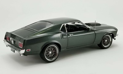 自動車 1/18 1968 FORD MUSTANG GTMcQUEEN BULLITT 1/18 Greenlight 1968 Ford Mustang GT (Green Chrome Edition