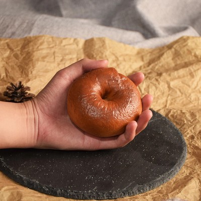 PU-Brotmodell Schwarzes Weizenbrot Buchweizenbrot Dekorationsrequisiten