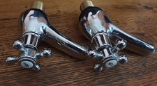 Pair  Antique Style, Individual Bath Taps 3/4