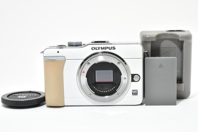 OLYMPUS E-P1 Silver Mirrorless Camera 15973 Shots Working Used Japan