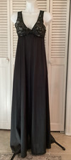 VTG Elegant VANITY FAIR Black Nylon Nightgown Negligee Gown Sz Small