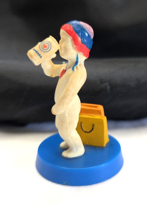 Tokyo Kuidaore Boy - ''Little Peeing Man'' - Suntory DAKARA Mini Figure - Japan
