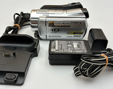 Sony HDR-SR11 Handycam HD Camcorder 10.2MP High Defin 1080P 60GB Japanese