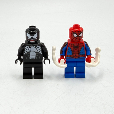LEGO Super Heroes: Spider-Man Versus Venom 2 Minifigures ONLY from Set 40454