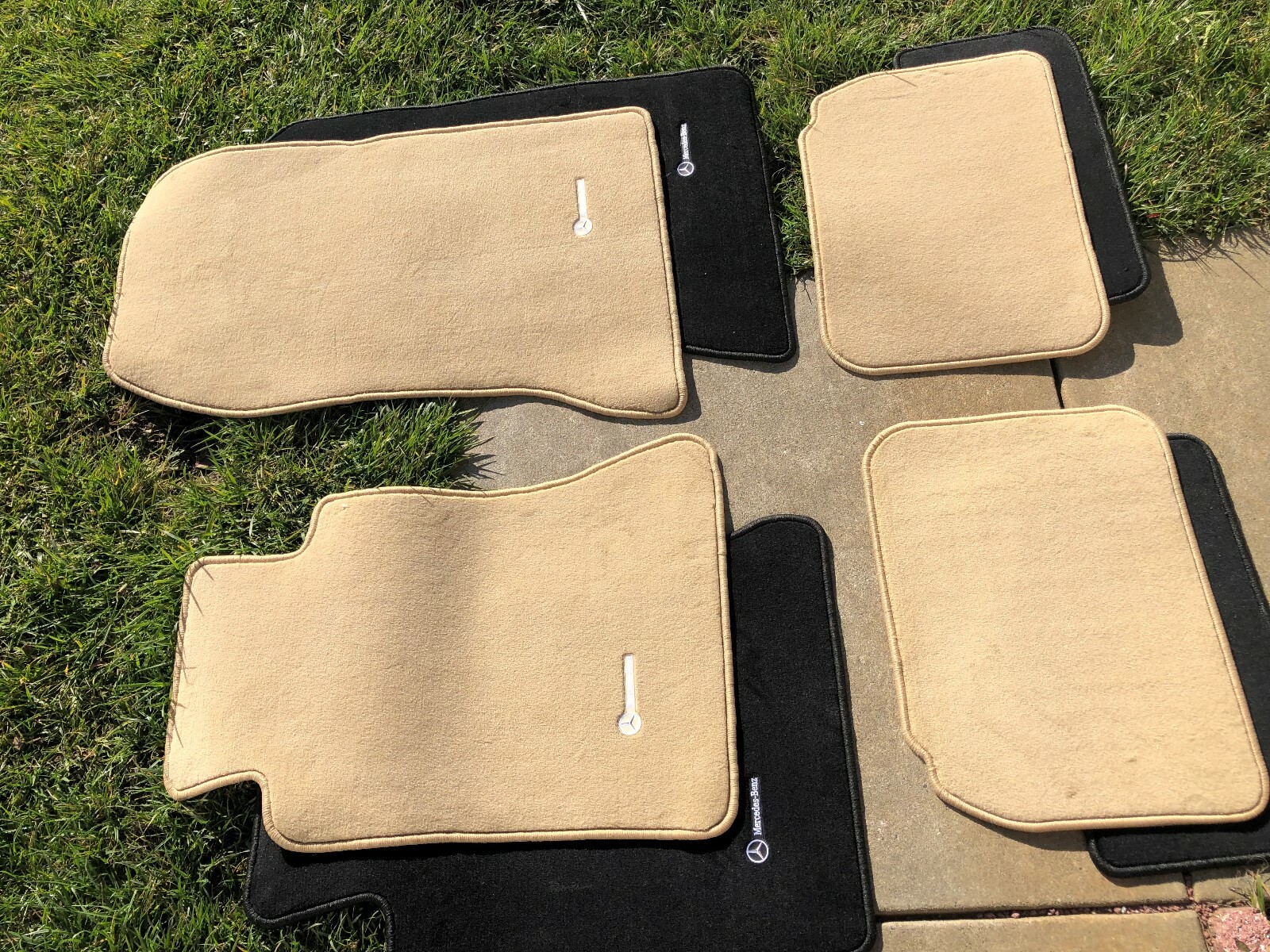 19881995 MercedesBenz W124 FLOOR MAT MATS E320 300E E420 400E E500