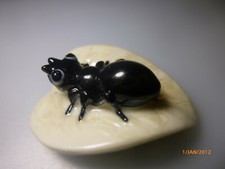 WADE WHIMSIE NEW RELEASE ANT ON PEARL LEAF LE 100