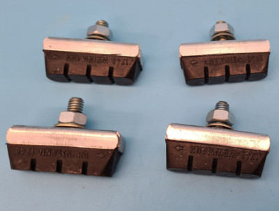 4 x Bremsschuhe mit Bremsbelag WEINMANN 1748 Brake pad set Vintage NOS