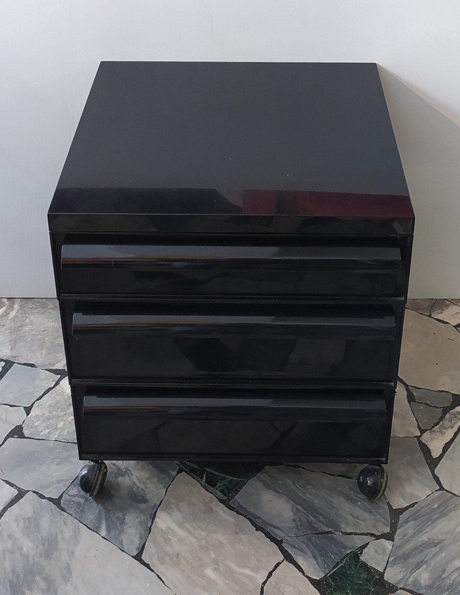 Kartell 4602 cassettiera modulare nera cassetti Simon Fussel