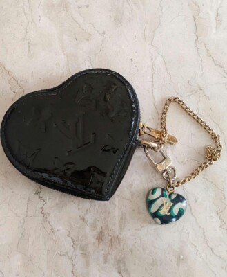Beautiful! Louis Vuitton Porte Monnaie Coeur Vernis Heart Coin Purse Auth  Used
