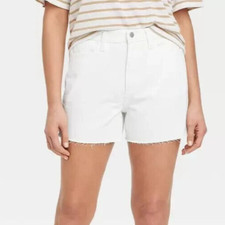 Universal Thread Women's Mid-Rise Boyfriend Raw Hem Denim Shorts White Size 00