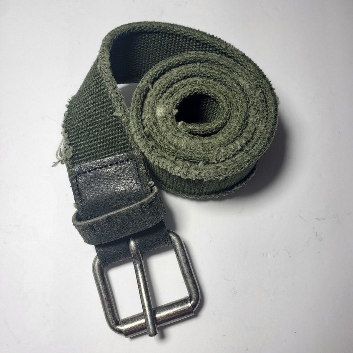 DIESEL グリーン ベルト 75/30 Diesel Vintage Woven Distressed Look Unisex Green Belt. Size: 38