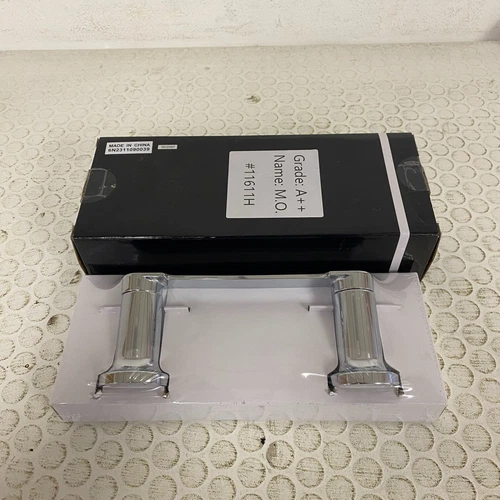 Signature Hardware Berwyn Toilet Paper Holder Chrome Finish - Picture 4 of 5