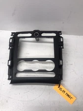 05 - 09 FORD MUSTANG GT AC HEATER CONTROL RADIO BEZEL ACCESSORY PLUG
