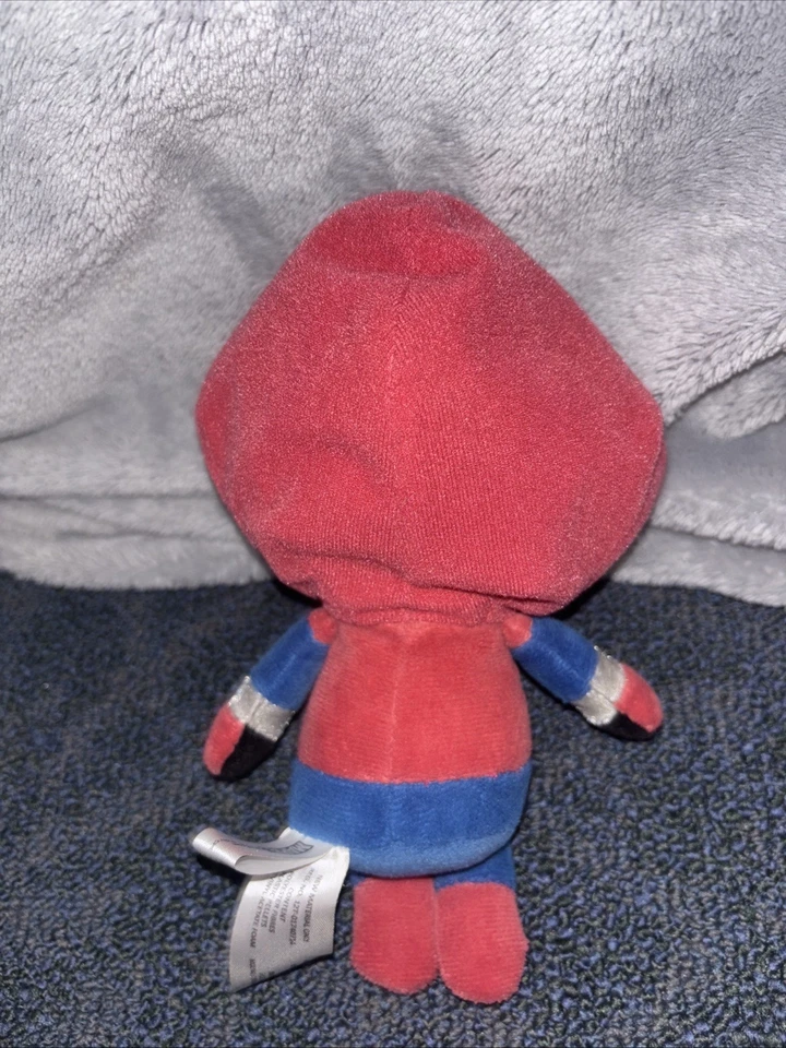Peluche Spider-Man Homecoming Hero Avengers Funko Pop 2017 Foto 2 de 3