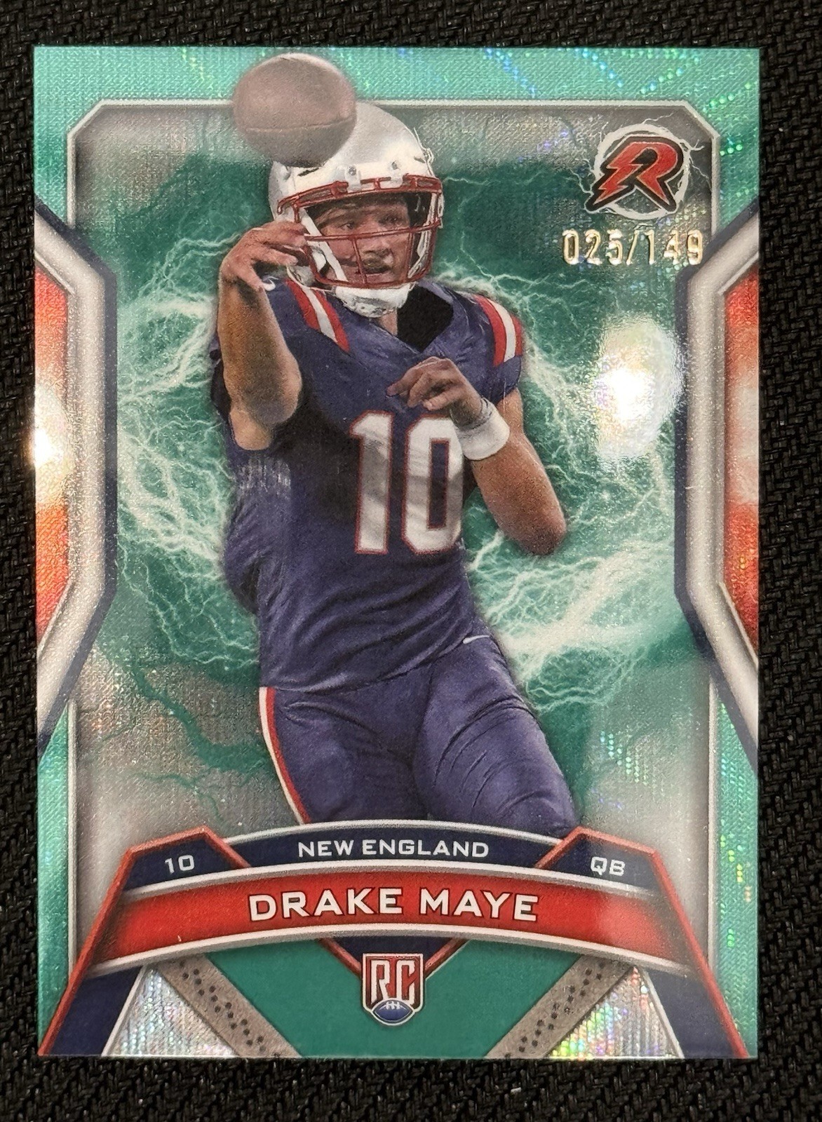2024 Topps Resurgence - Rookies Drake Maye #164 Teal Surge Refractor /149 (RC)
