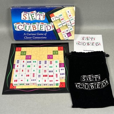 SET Cubed Abstract Strategy Dice Board Game SET Enterprises 2007 Complete NICE