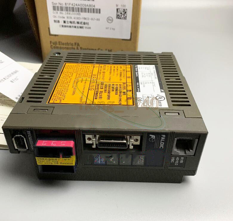 One Fuji Electric Servo driver RYB401S3-VBC New