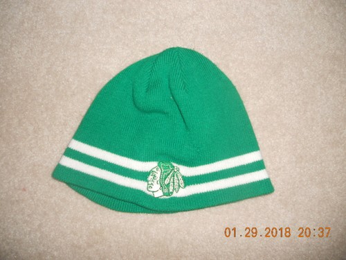 Chicago Blackhawks NHL Hockey Winter 