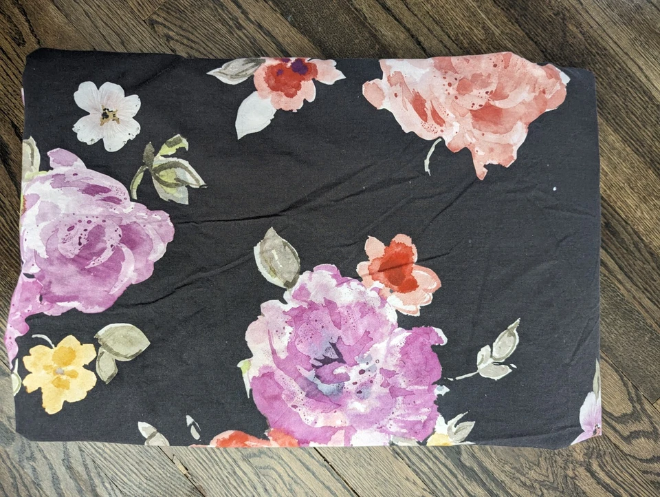 Funda nórdica Pottery Barn Teen Full Queen floral negra rosa púrpura botones de algodón Foto 3 de 4