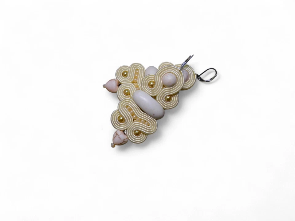 Handgenähte Ohrringe im Azteken-Stil - Bild 4 von 4