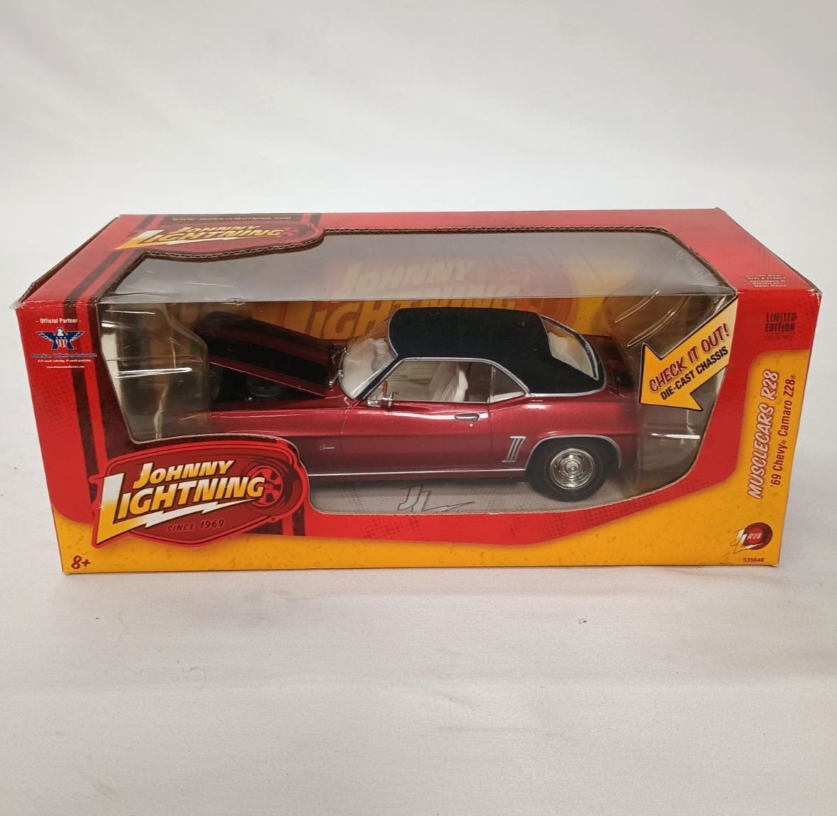 Johnny Lightning 1:24 Scale 1969 Chevrolet Camaro Z/28 Red Model
