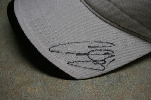AUTHENTIC NHL ALUMNI CURTIS JOSEPH AUTOGRAPHED WHITE BASEBALL CAP HAT - Foto 7 di 12