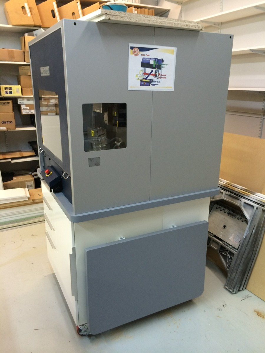 Roland modela pro II MDX-540 中古 Roland Modela Pro II MDX-540 – 3D Milling Machine – Professional