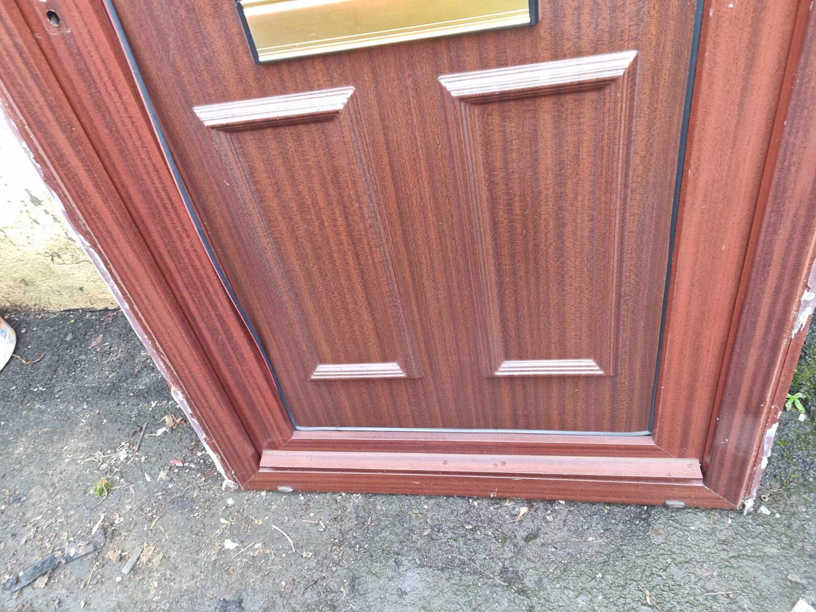 upvc-external-wood-effect-glazed-door-with-letterbox-36-x-81-inch-with