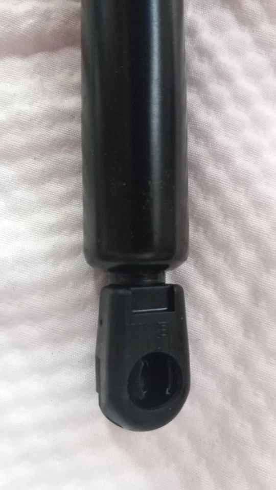 Cilindro elevador de puntal de gas Ford 91-2000 Explorer PUERTA TRASERA F4TZ78406A10A nuevo de stock Foto 3 de 4