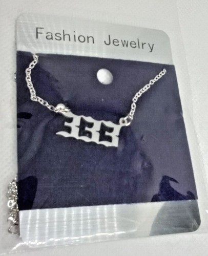 Angel Number Stainless Steel Necklaces in Gold or Silver Numerology Old English - 第 12/24 張圖片