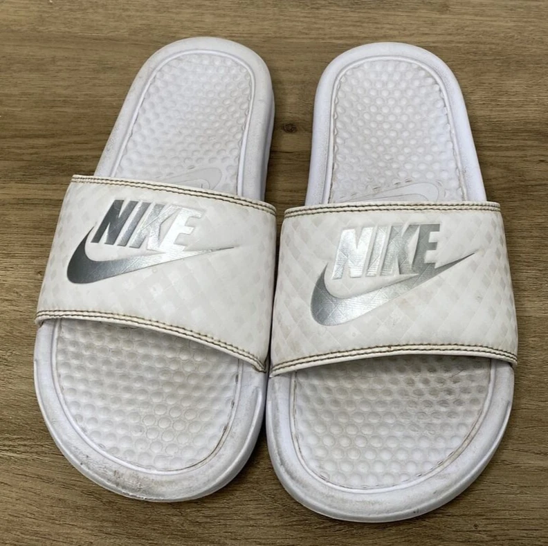 Boys top nike slides