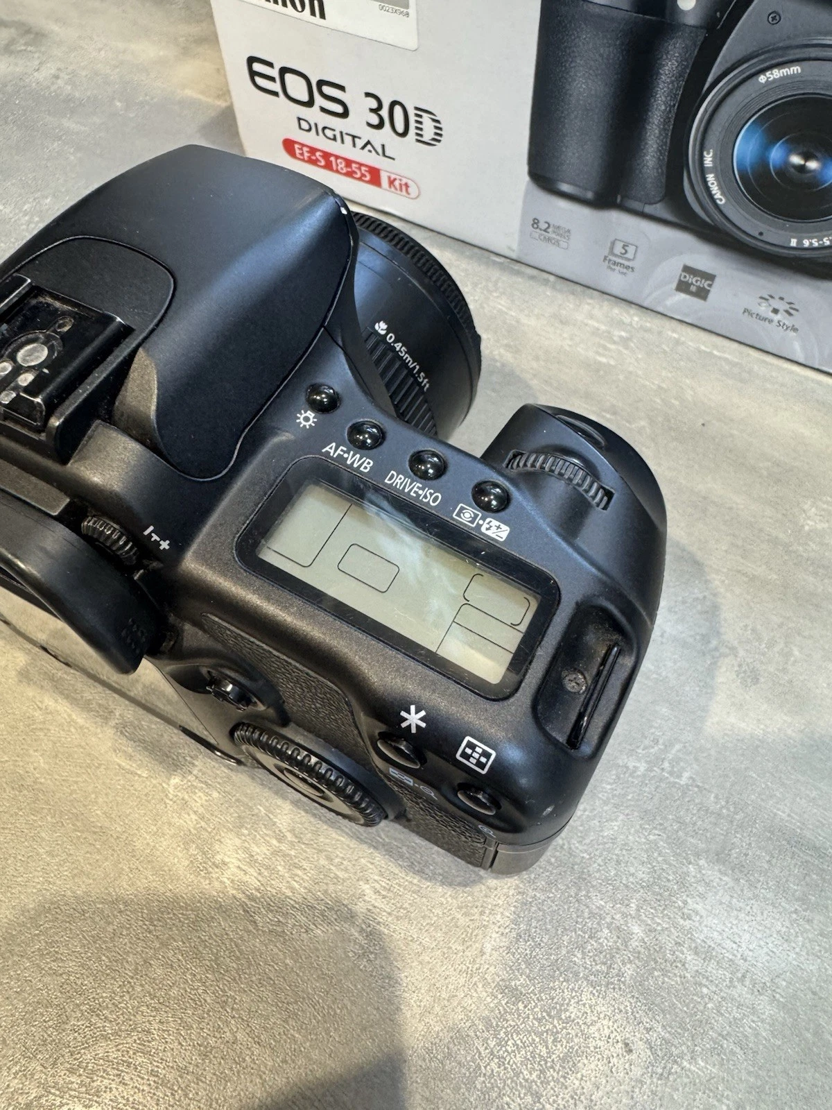 Canon EOS 30D DSLR Camera EE 50mm 1:1.8 II Lens Charger Batteries Good Condition 8
