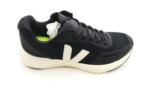 Veja Women's Trainer Size 6 Black New - Picture 2 of 12