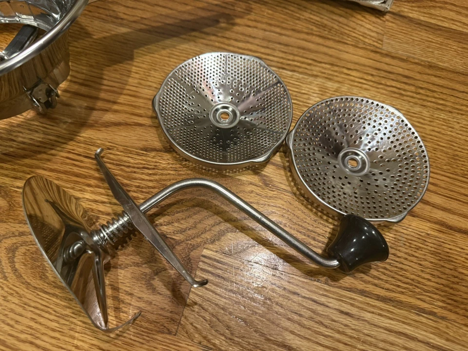 Vintage Moulinex Moulin Legumes Food Mill No 1 Made in FRANCE Kitchen Utilities - Image 3 of 4